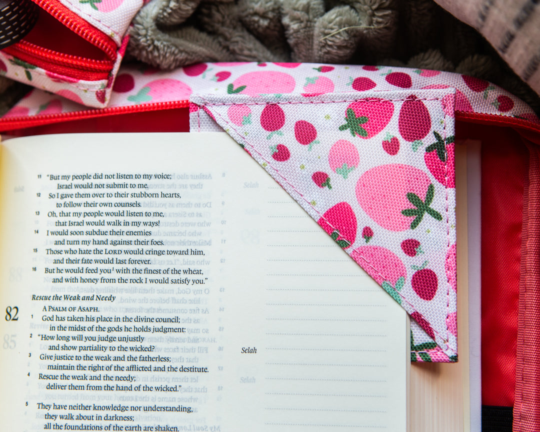 Sweet Strawberries Corner Bookmark - Kingfolk Co