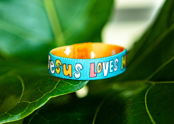 Jesus Loves Me KIDS SIZE stretchy bracelet - Kingfolk Co