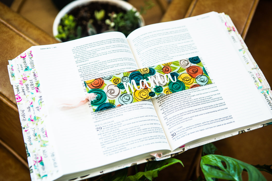 Spring Circle Floral Acrylic Bookmark - Kingfolk Co